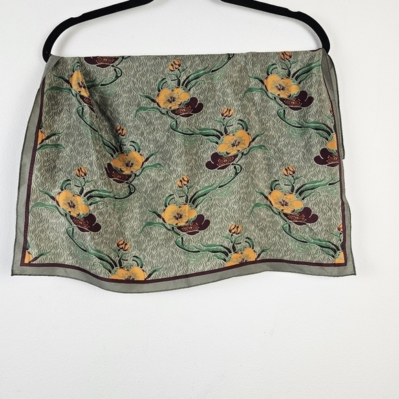 ELAINE GOLD 100% Silk Floral Square Scarf - Picture 1 of 5